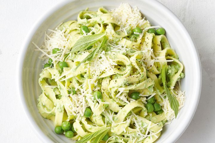 Tagliatelle with Minted Pea Sauce