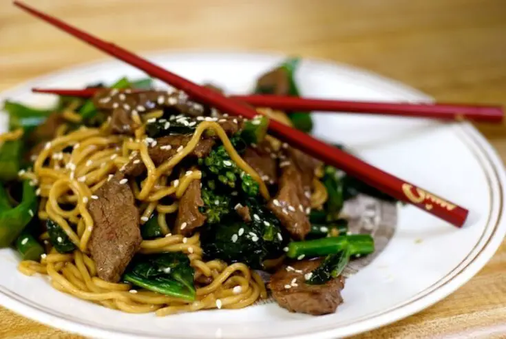 Noodles with Beef & Chinese Broccoli